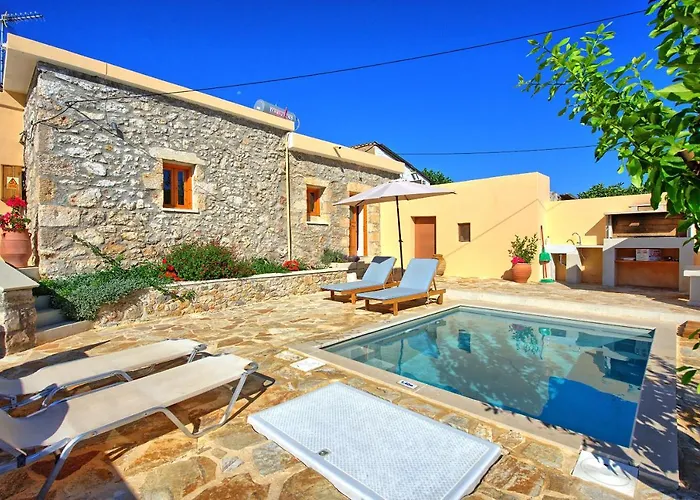 Villa Vicilla By Posarellivillas